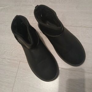 Women's Black Heeled Boots